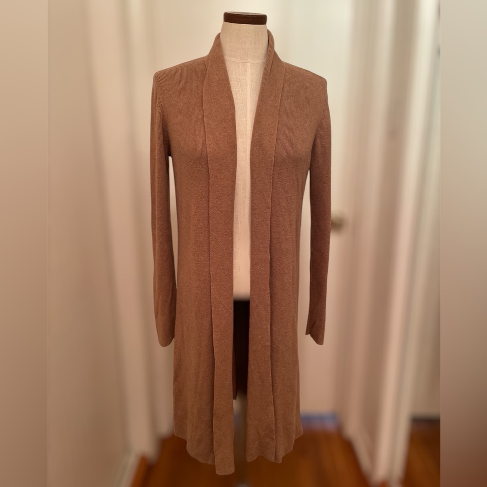•Prologue Classic Brown Open-Front Cardigan